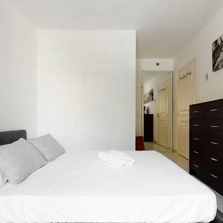Appartement Beautiful In The Heart Of Antibes